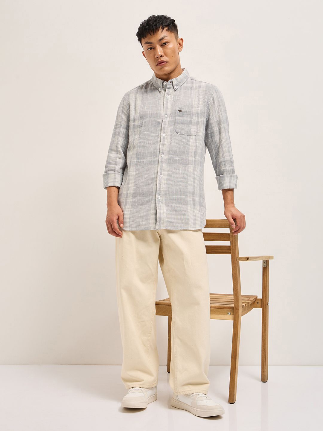 THE BEAR HOUSE Men Slim Fit Opaque Checked Casual Shirt