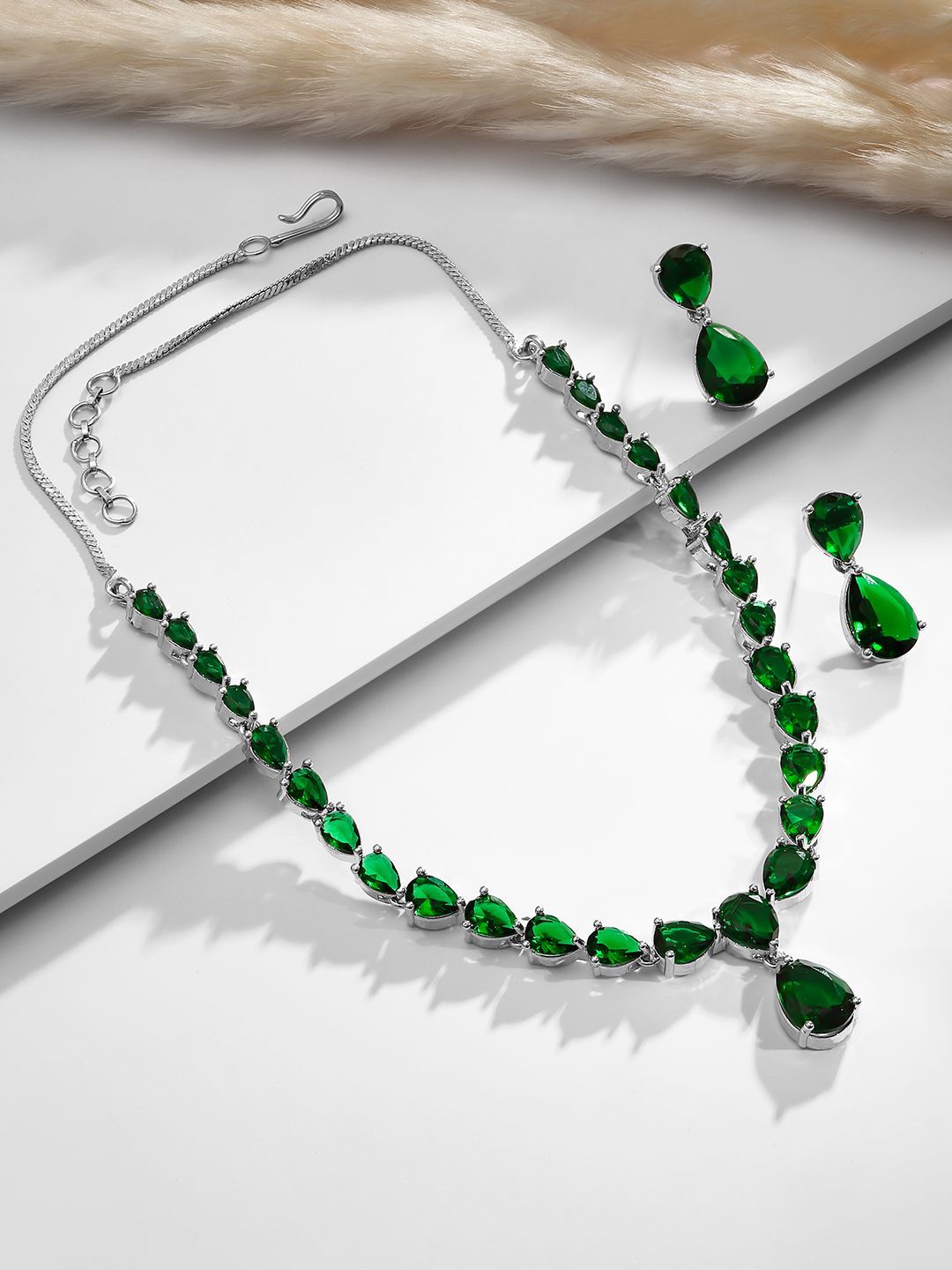 Rubans Rhodium-Plated Crystal Emerald Studded Jewellery Set