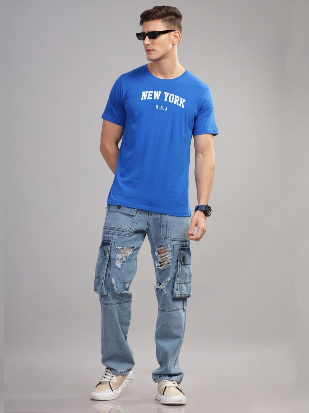 ADRO Men Typography Printed Applique T-shirt