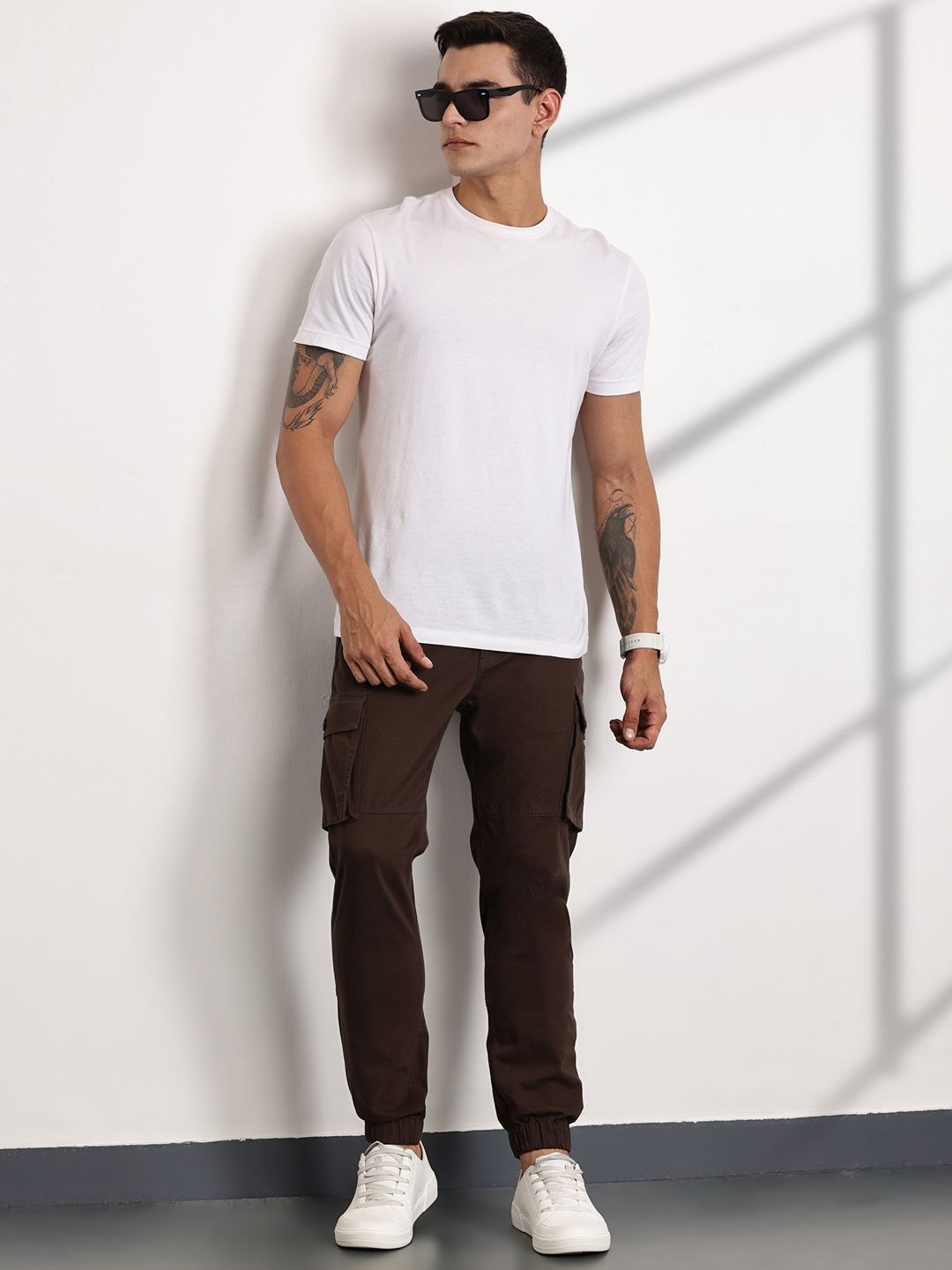 Thomas Scott Men Smart Slim Fit Easy Wash Cargos Trousers