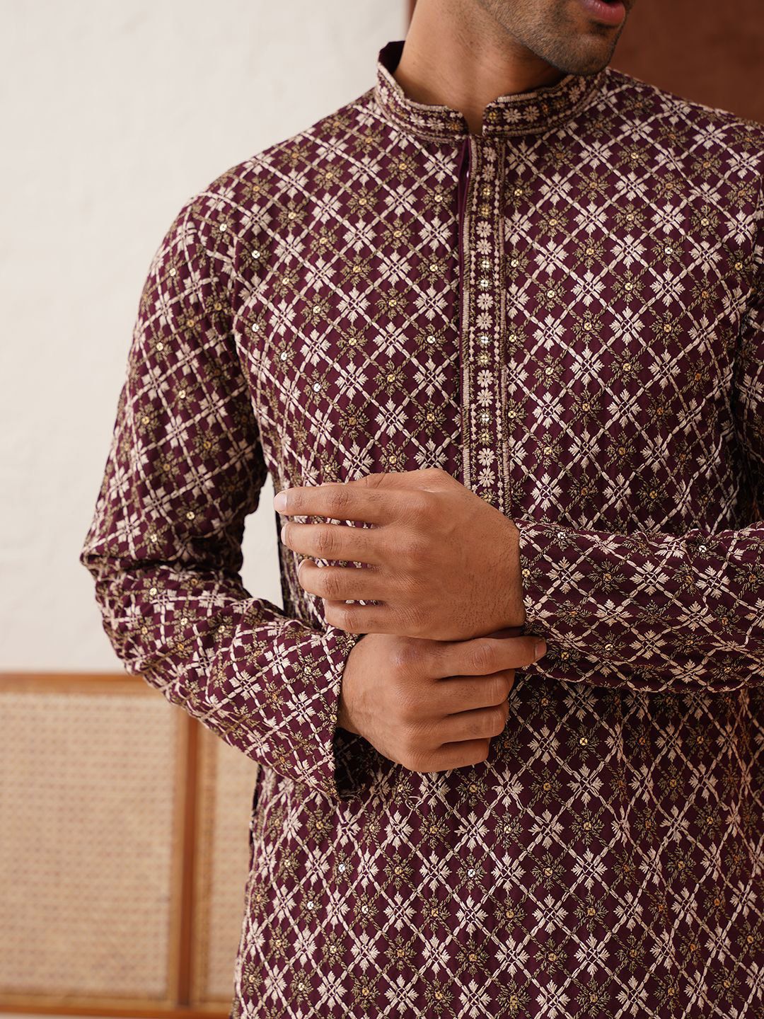 Jompers Men Embroidered Regular Sequinned Kurta with Pyjamas