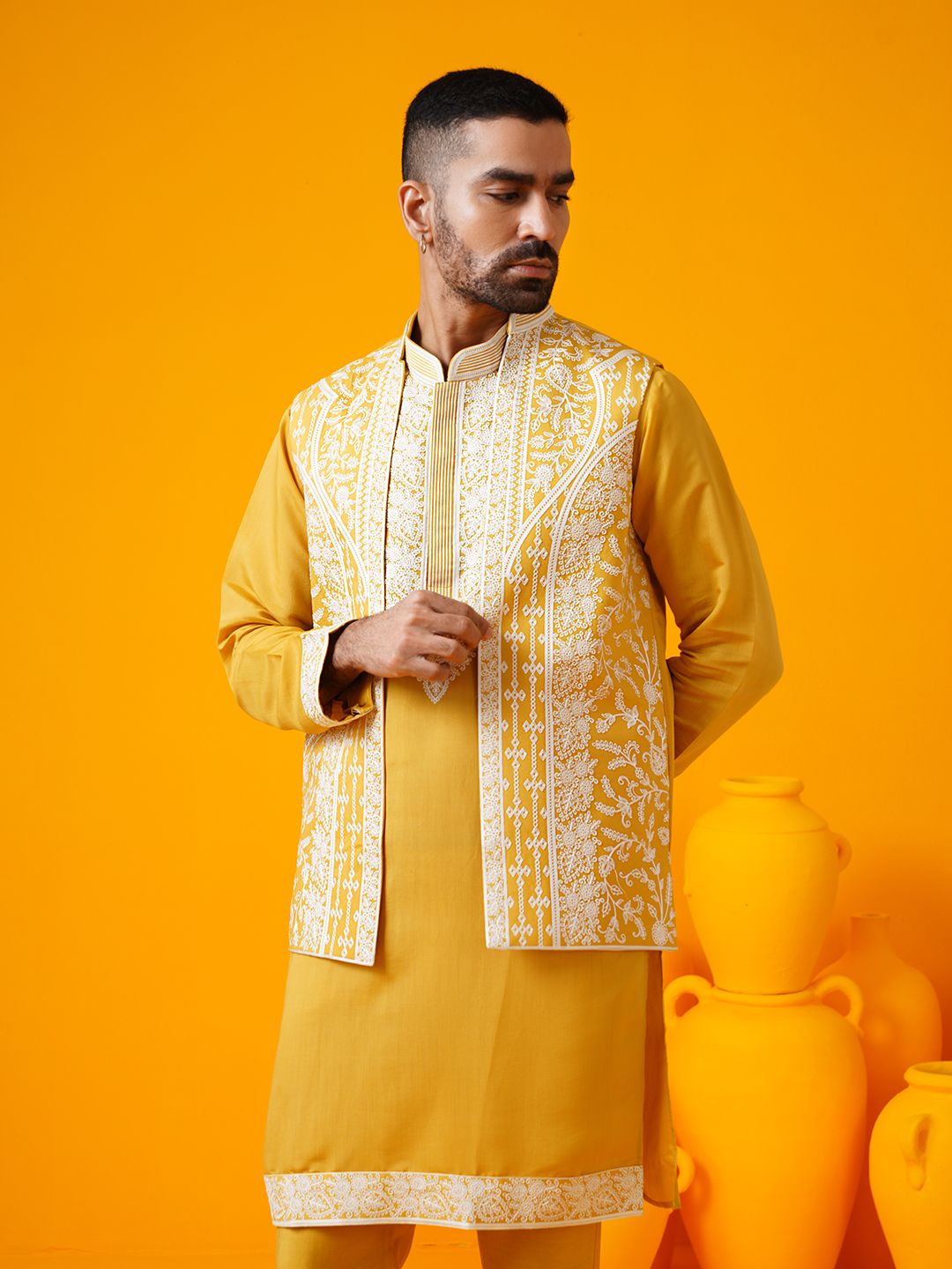 SOJANYA LUXE Ethnic Motifs Embroidered Mandarin Collar Straight Kurta & Trouser & Jacket