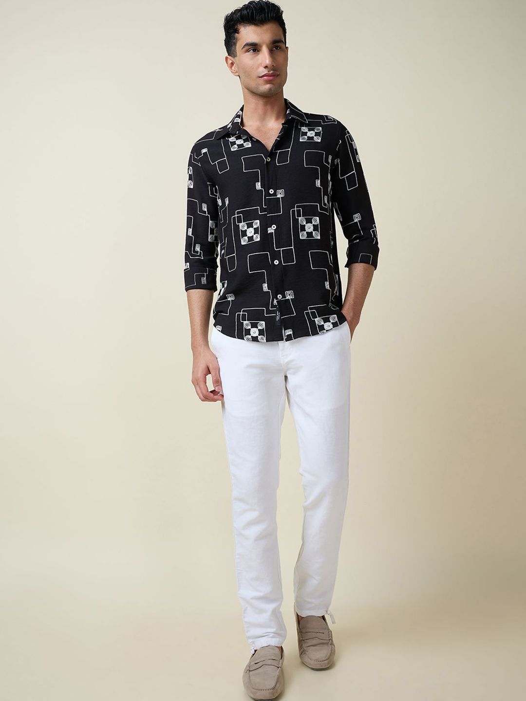 Thomas Scott Men Embroidered Regular Fit Casual Shirt
