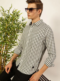 Thomas Scott Men Smart Spread Collar Micro Checked Cotton Slim Fit Casual Shirt