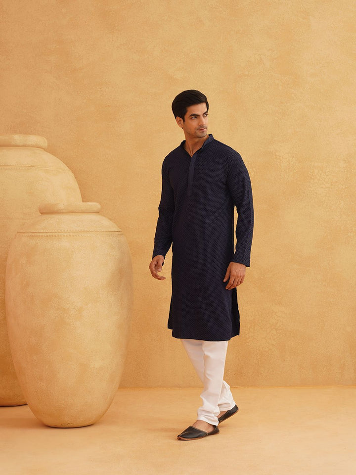 SOJANYA Geometric Embroidered Mandarin Collar Pure Cotton Straight Kurta