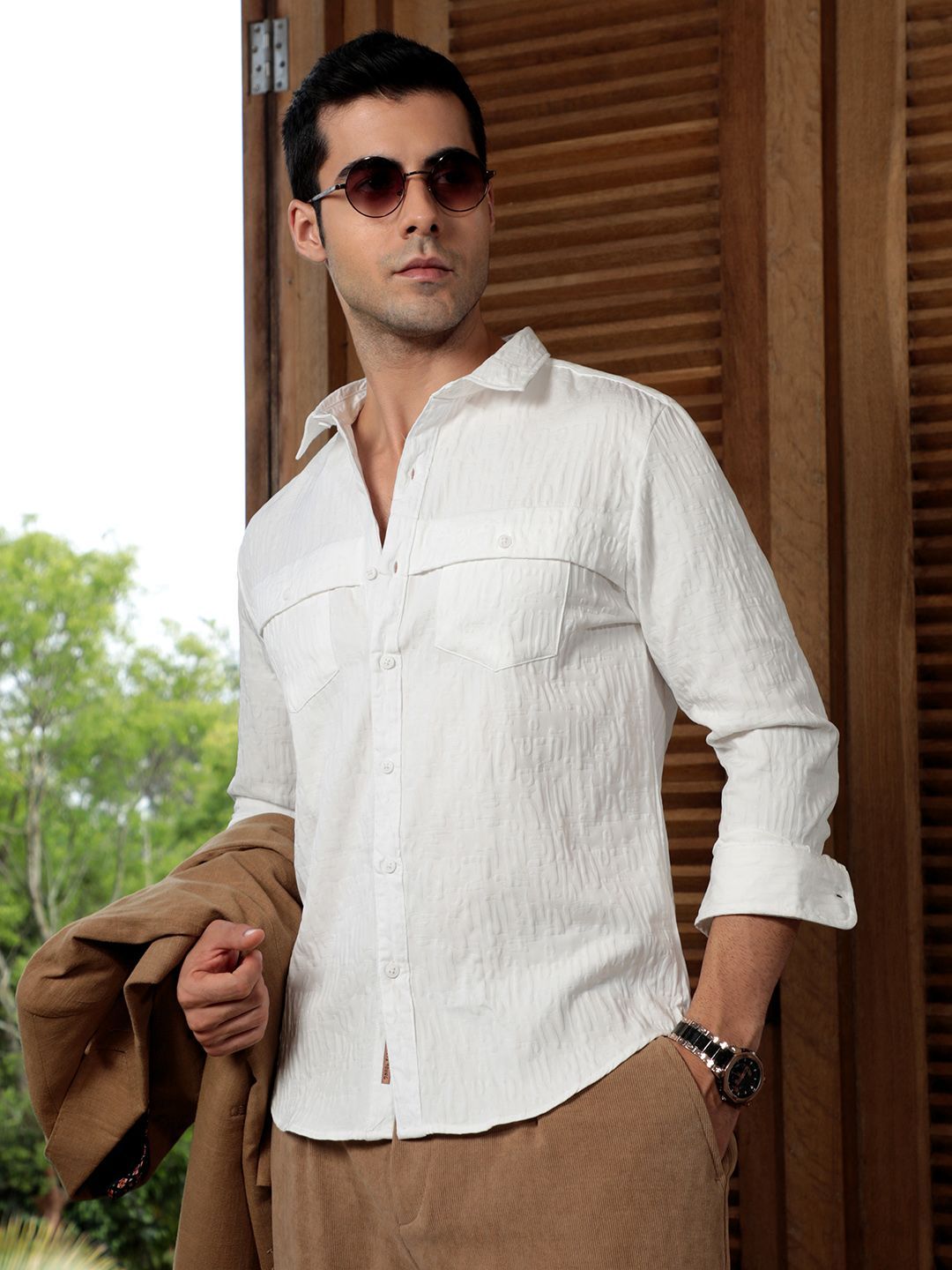 Campus Sutra Self Design Comfort Regular Fit Casual Shirt