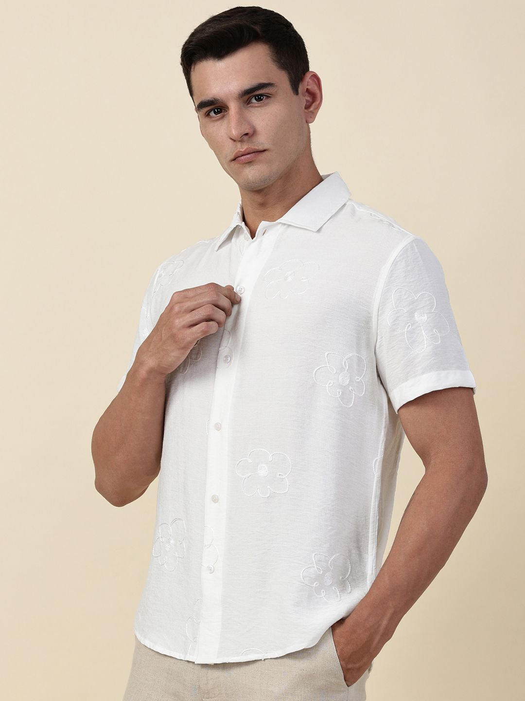 Thomas Scott Men Embroidered Regular Fit Casual Shirt