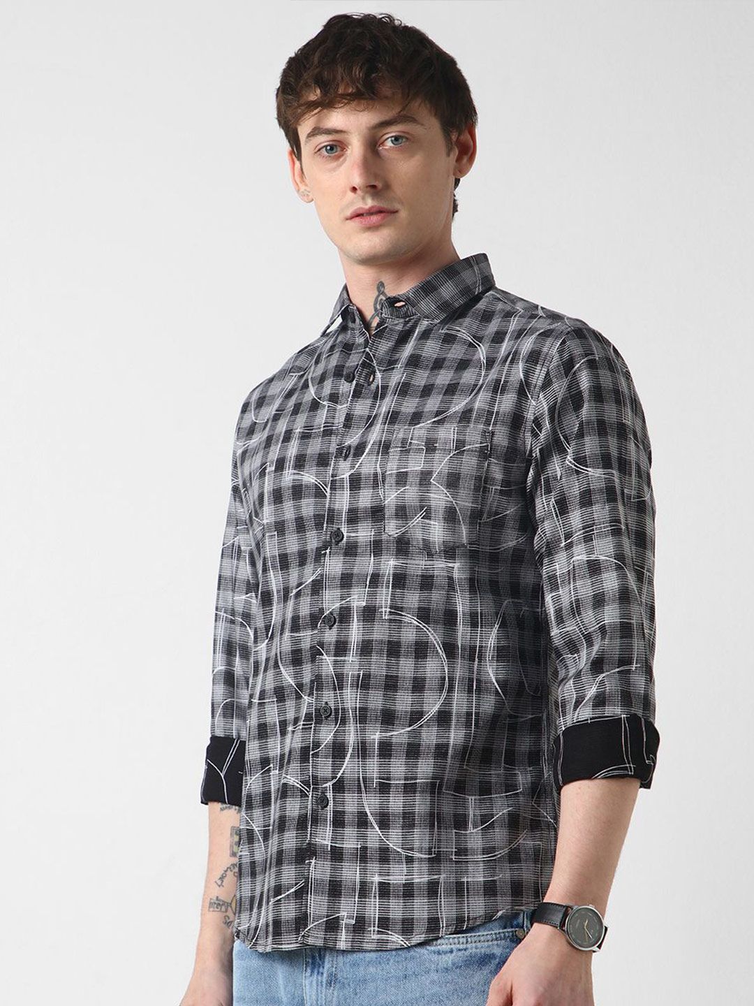 VASTRADO Men Classic Spread Collar Checked Cotton Slim Fit Casual Shirt