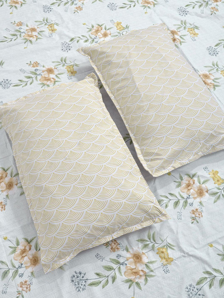 Myntra Elegant Homes Multicoloured Floral 300 TC King Bedsheet with 2 Pillow Covers