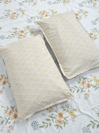 Myntra Elegant Homes Multicoloured Floral 300 TC King Bedsheet with 2 Pillow Covers