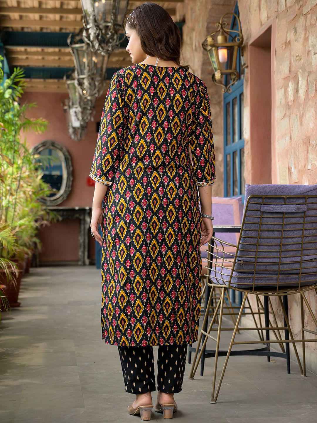 KALINI Geometric Printed Thread Work Straight Kurta With Trousers & Dupatta