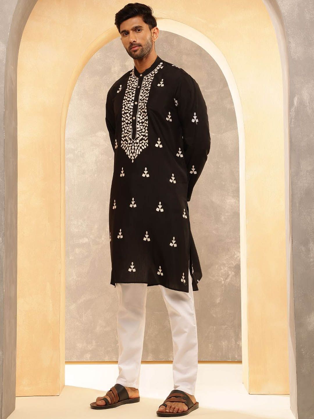 Anouk Geometric Sulam Benang Kerja Kapas Sutera Kurta Lurus dengan Piyama