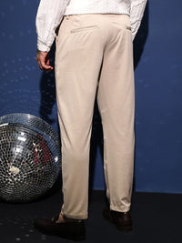 Campus Sutra Men Comfort Solid Chino Trousers