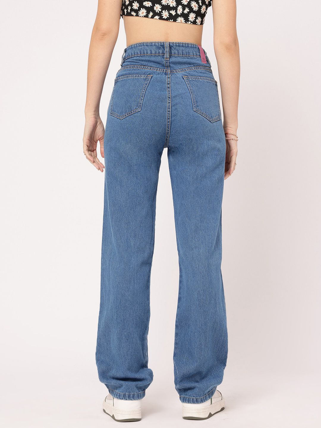 DressBerry Women Urban Utopia Pure Cotton Straight Fit Slash Knee Jeans