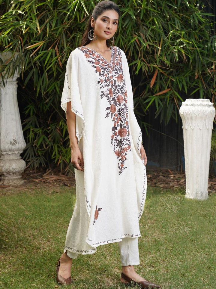 House of Chikankari Women Floral Embroidered Thread Work Crepe Kaftan Kurta