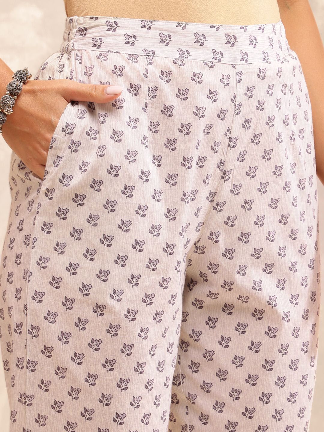 Anouk Women Ethnic Motifs Printed Regular Beads and Stones Pure Cotton Kurta with Trousers & With Dupatta