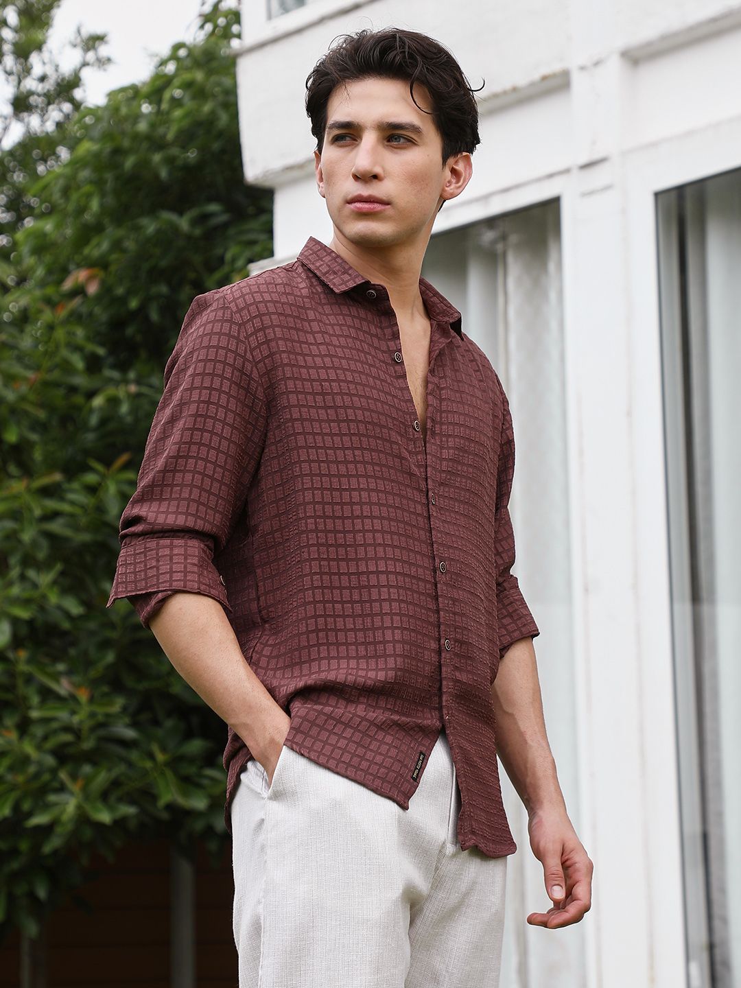 Campus Sutra Men Comfort Fit Checked Spread Collar Casual Shirt