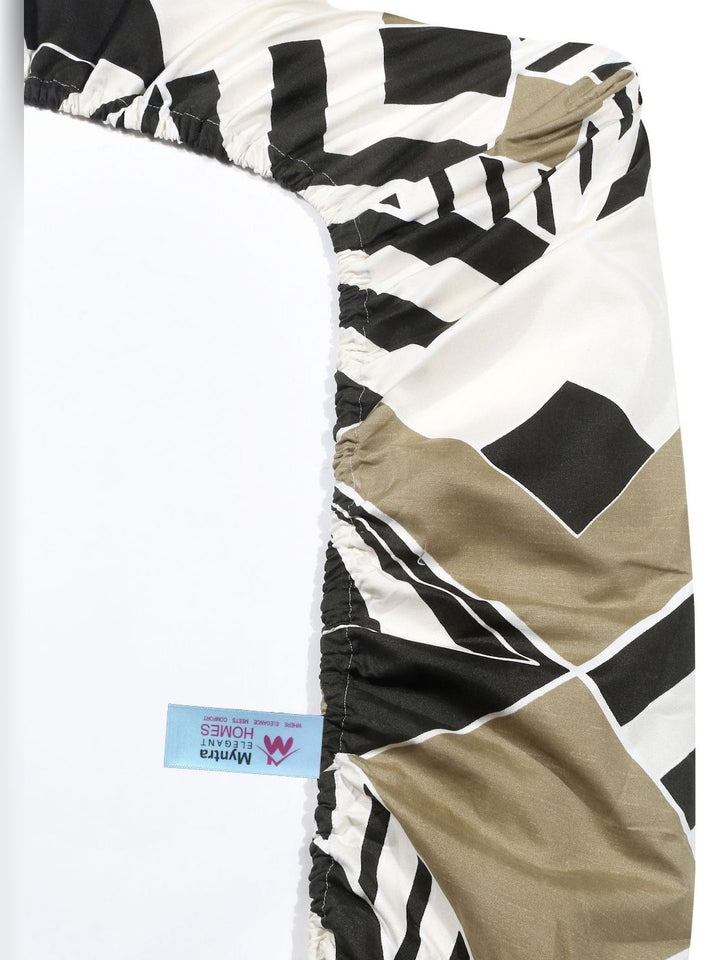 Myntra Elegant Homes White & Black Geometric 300 TC Single Cadar dengan 1 Sarung Bantal