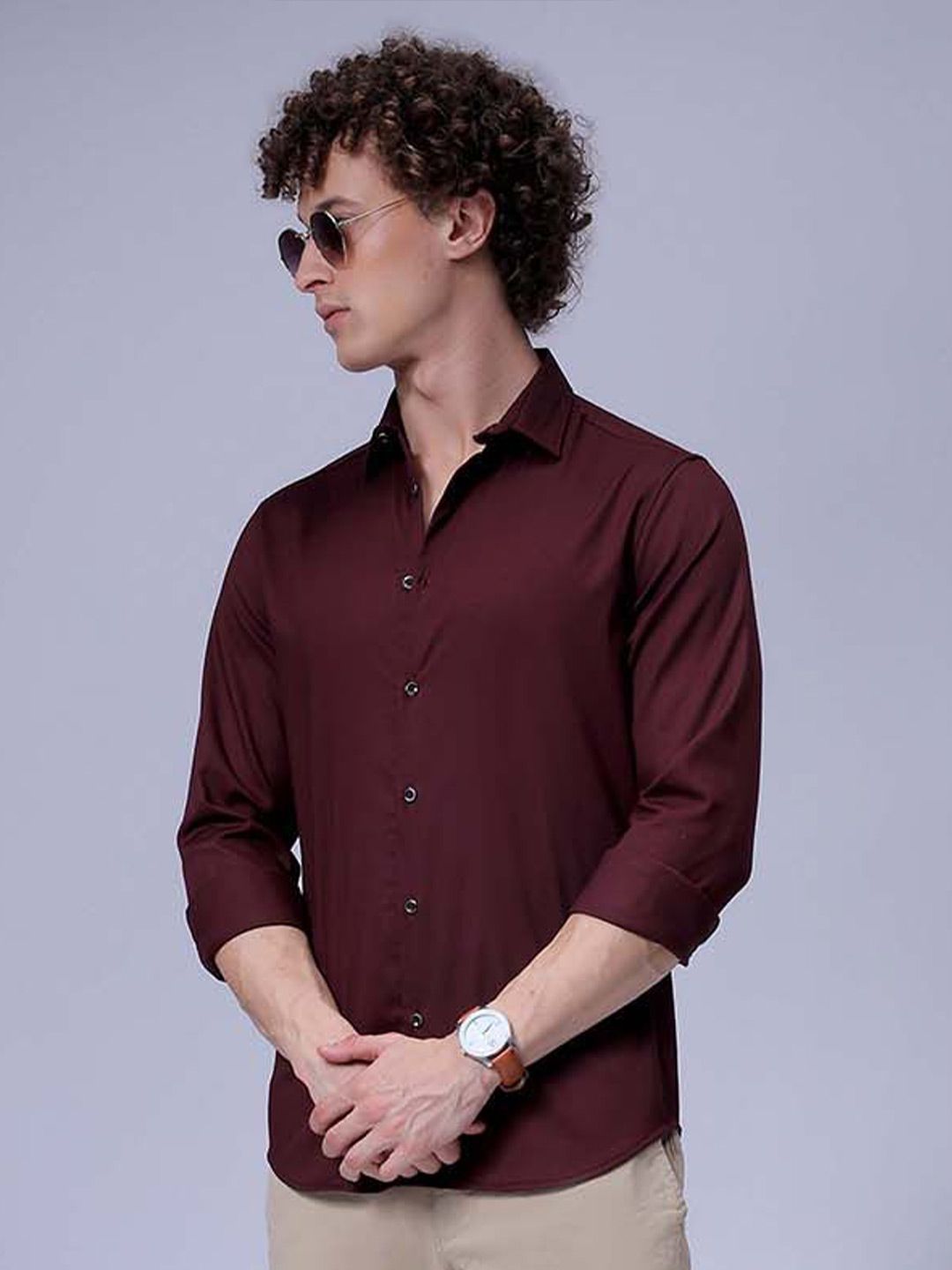 The Indian Garage Co Men Slim Fit Spread Collar Solid Casual Shirt