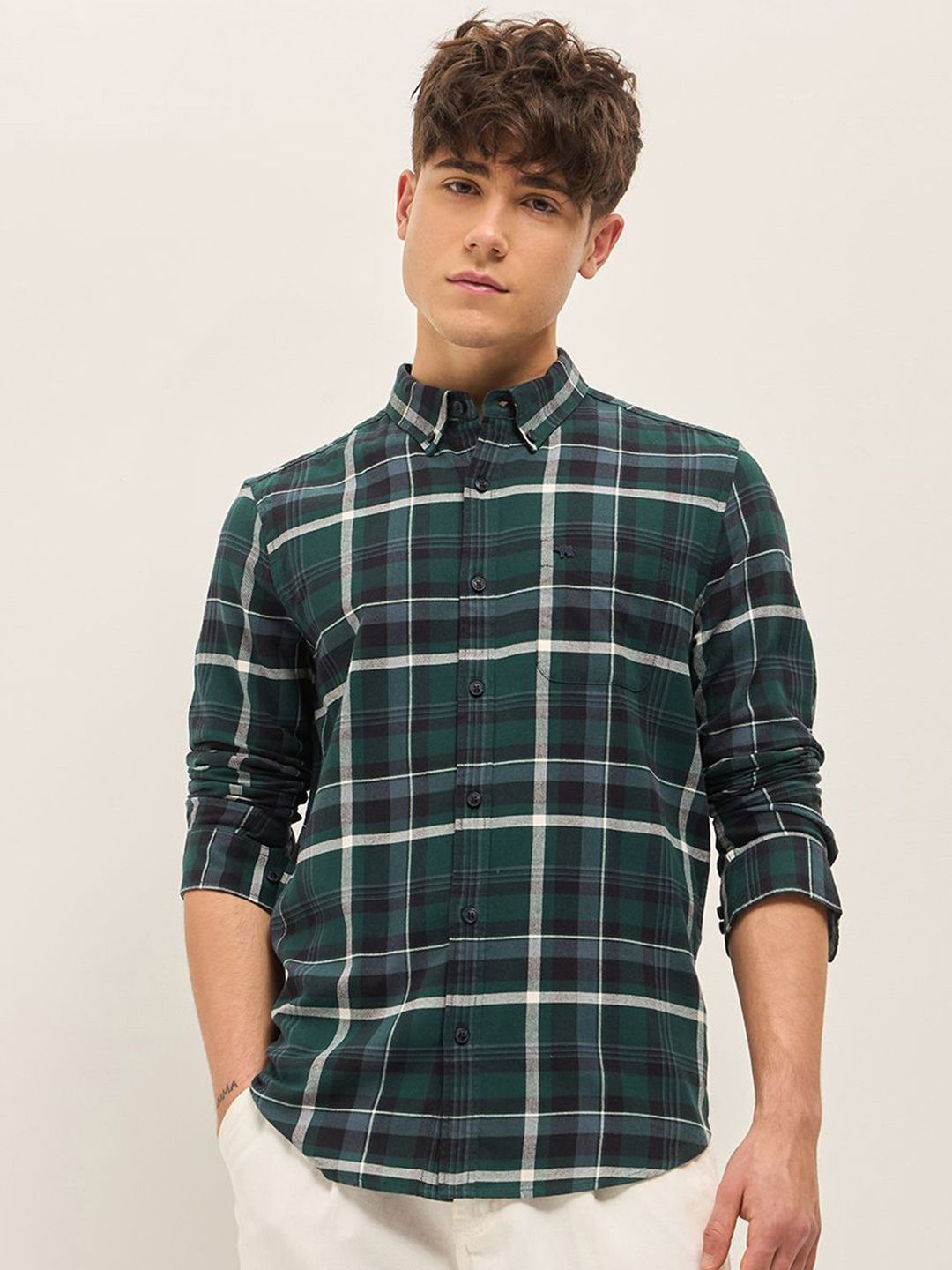 THE BEAR HOUSE Men Button-Down Collar Checked Cotton Slim Fit Casual Shirt