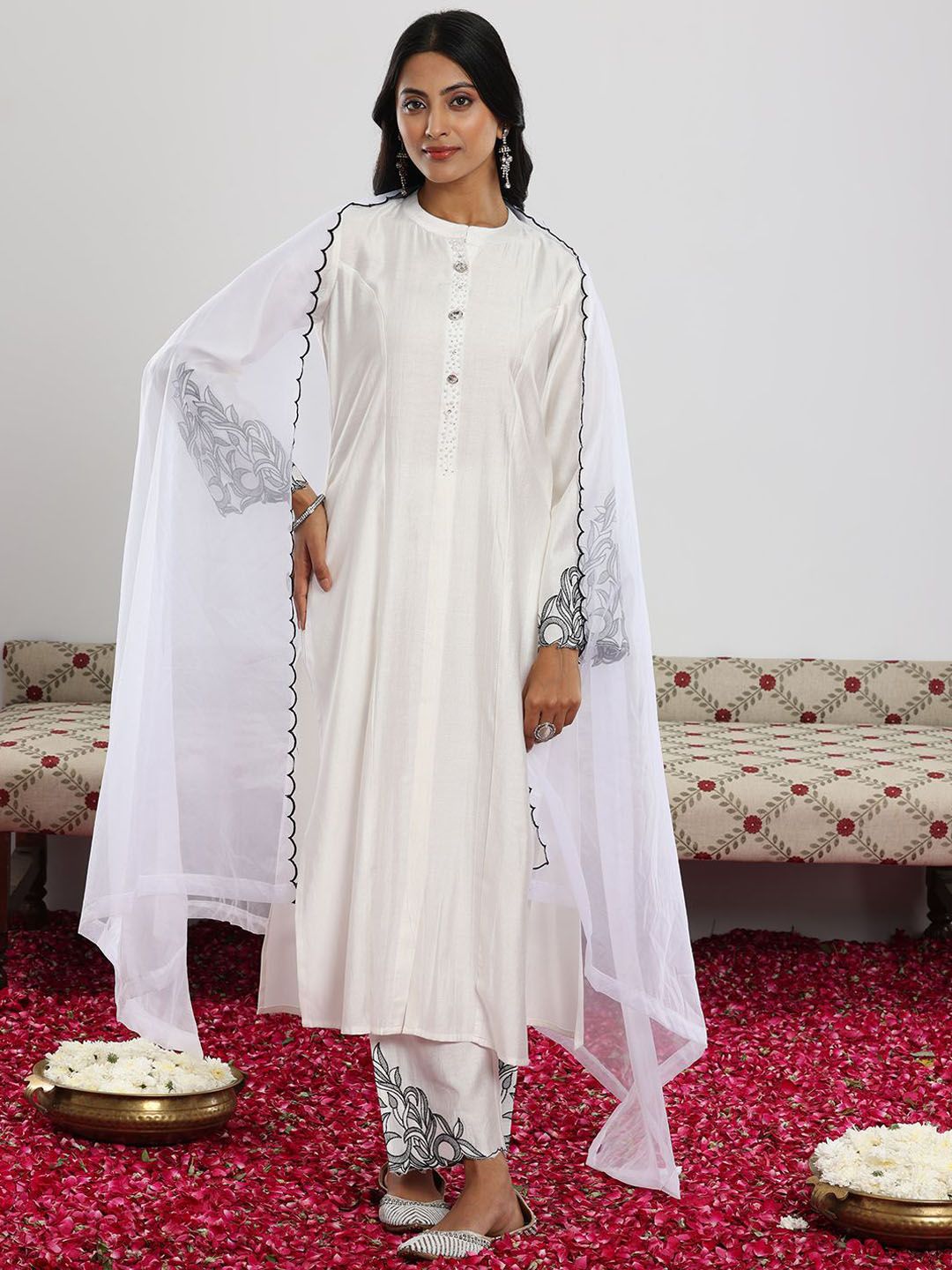 Libas White Floral Embroidered Thread Work Panelled A-Line Kurta with Trouser & Dupatta