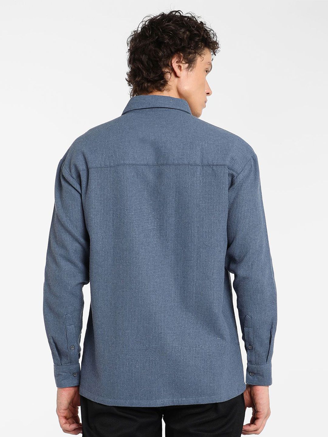 Campus Sutra Men Comfort Spread Collar Textured Cotton Casual Shirt