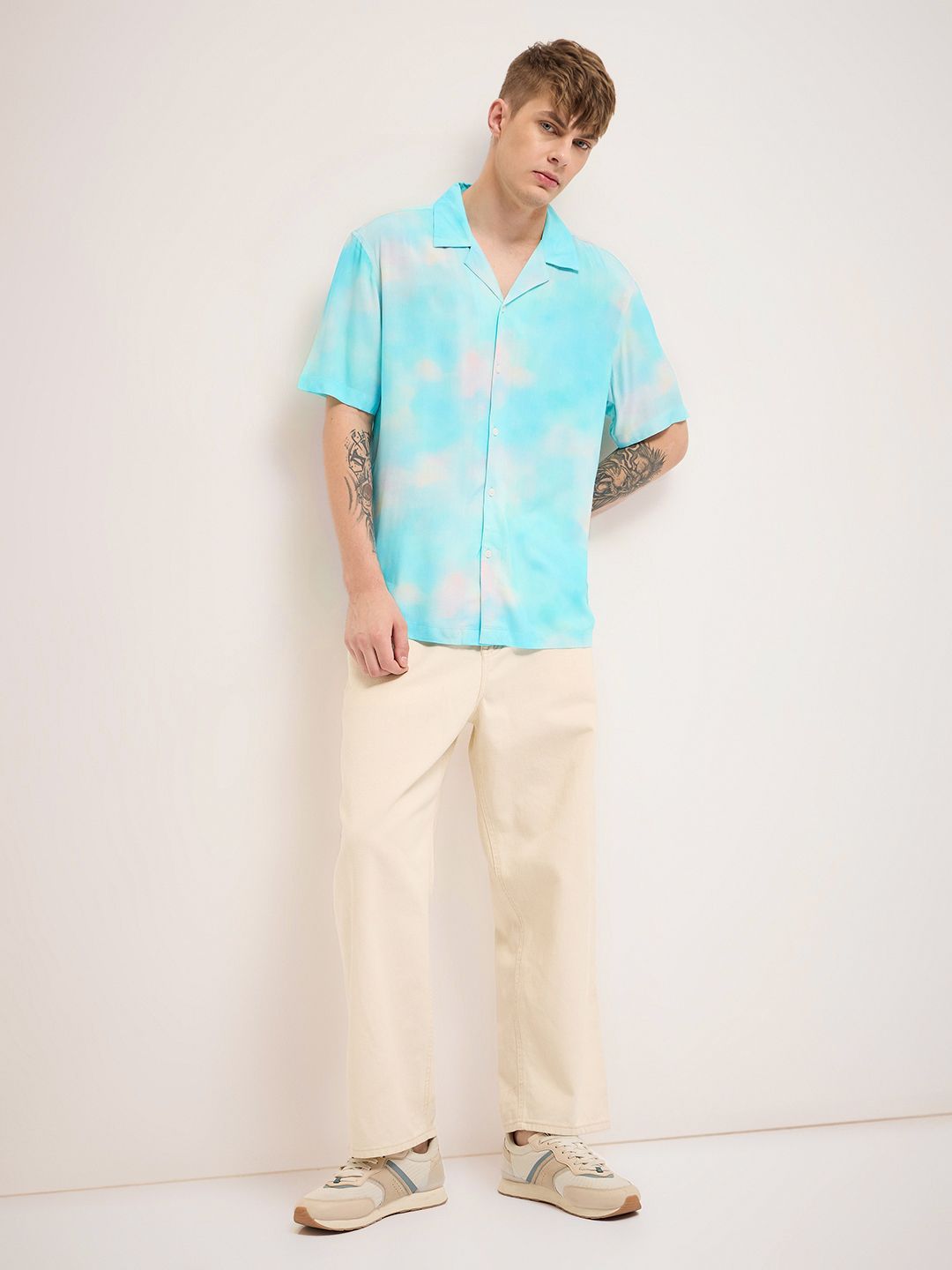 THE BEAR HOUSE Men Cuban Collar Ombre Printed Casual Shirt