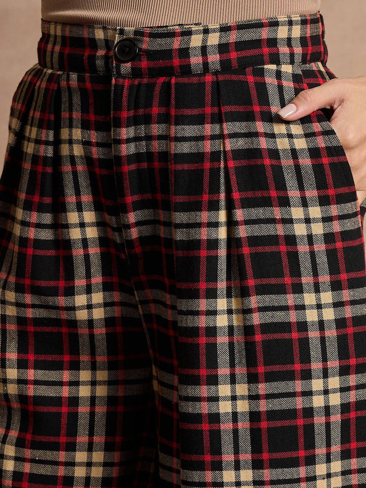 SASSAFRAS Women Cotton Checked Relaxed High-Rise Trousers