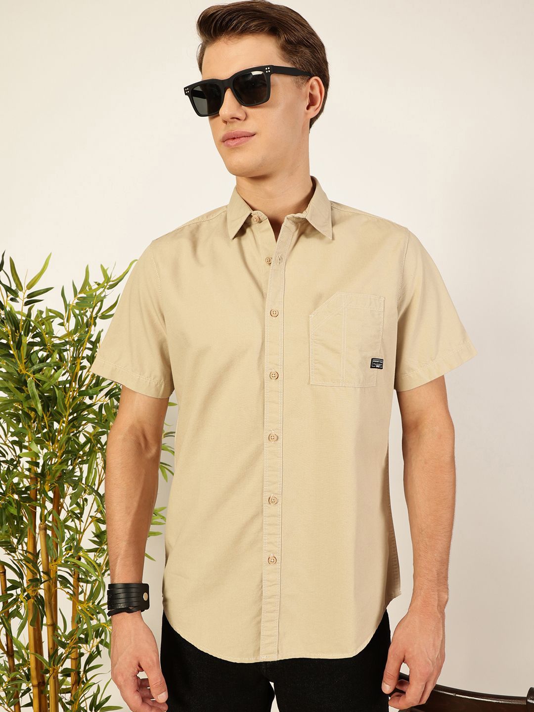 Thomas Scott Men Premium Cutaway Collar Solid Pure Cotton Slim Fit Casual Shirt