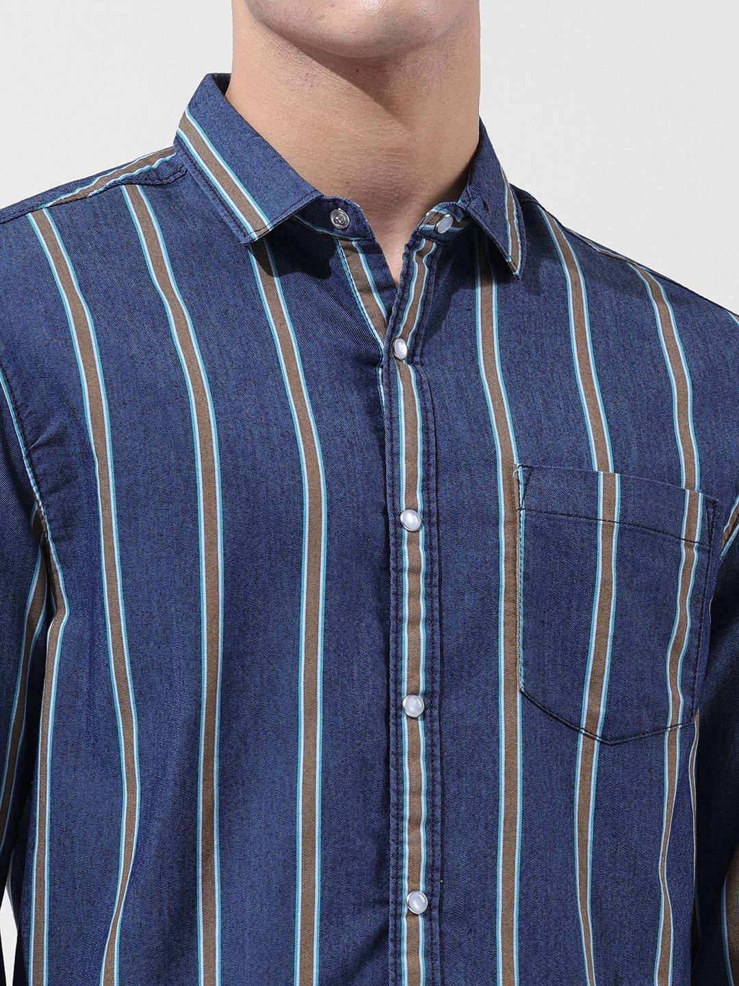 The Indian Garage Co Slim Fit Multi Stripes Striped Cutaway Collar Casual Shirt