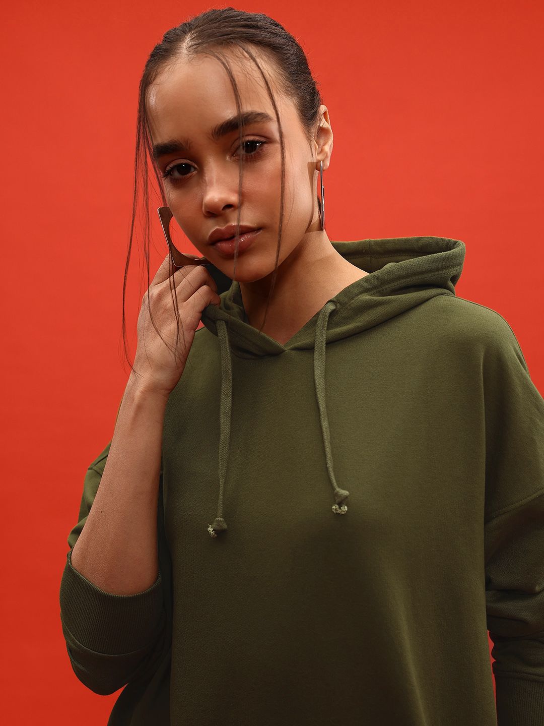 DressBerry Hooded Relaxed Sweatshirt