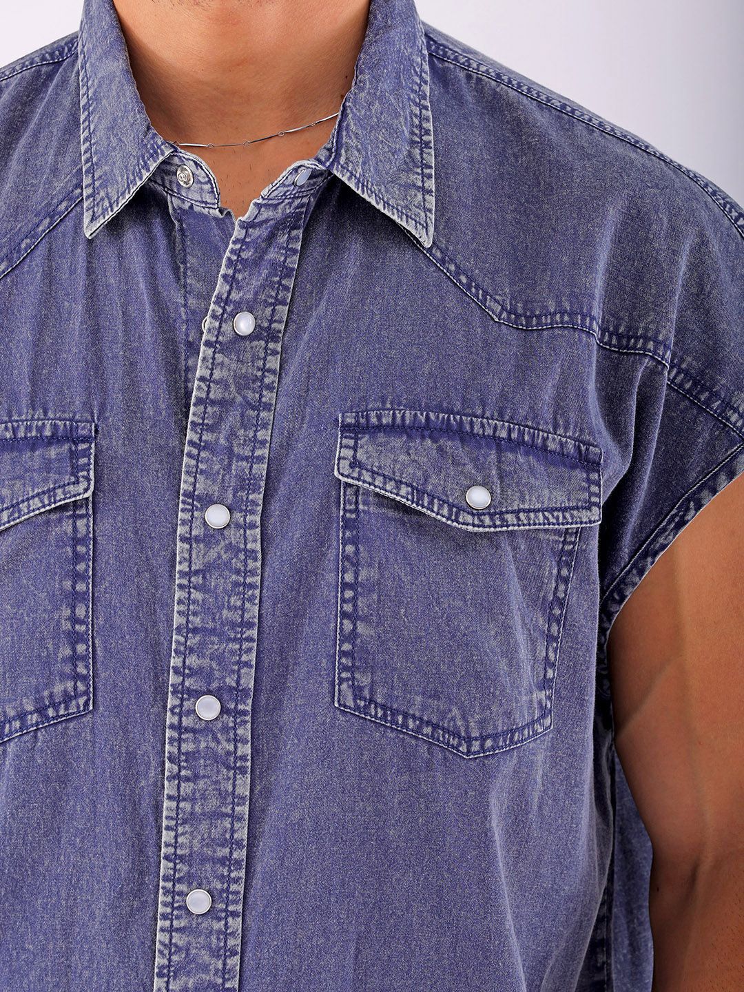 The Indian Garage Co Men Spread Collar Solid Cotton Boxy Casual Shirt