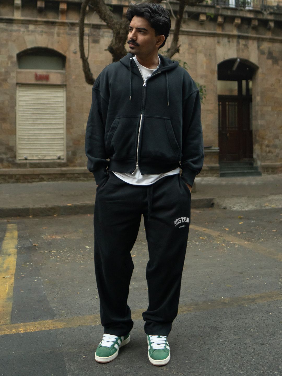 Powerlook Men Black Printed Baggy Trackpant