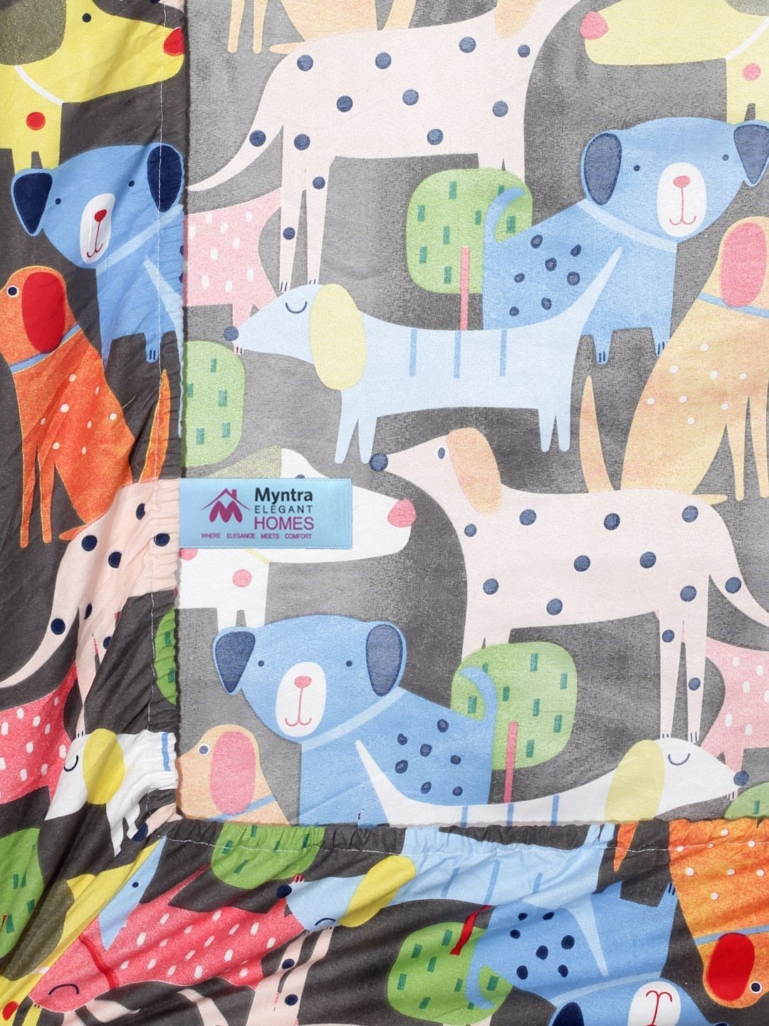 Myntra Elegant Homes Watak Kartun Biru & Hijau Dilengkapi 300 TC Cadar King dengan 2 Sarung Bantal