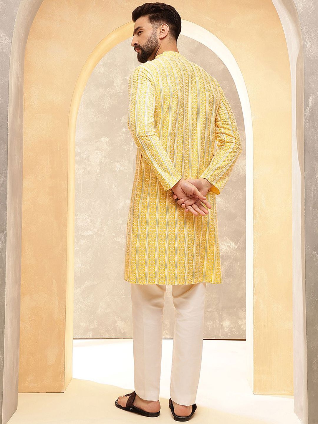 Anouk Yellow & White Band Collar Geometric Sulam Kurta Lurus Kapas Tulen