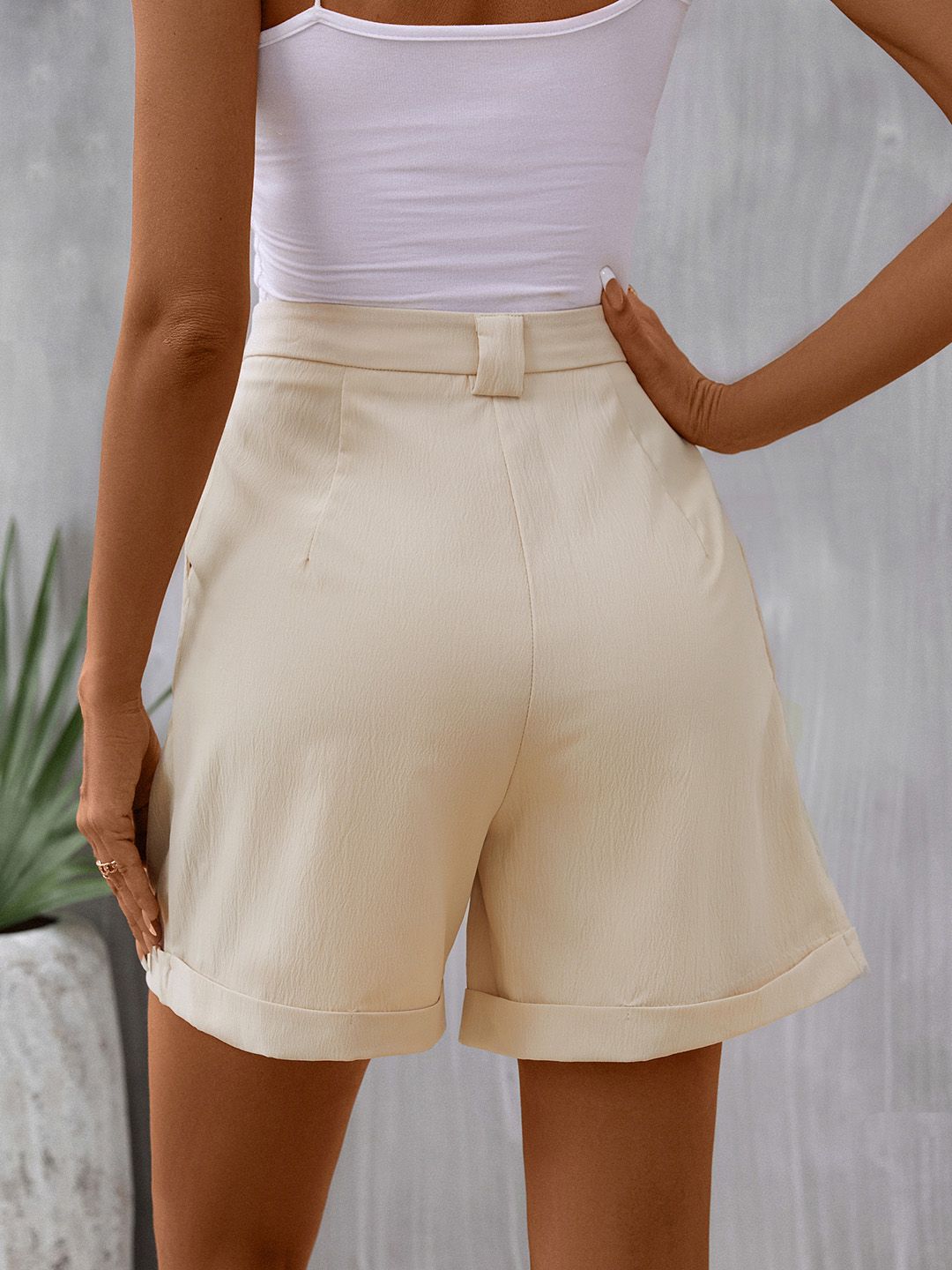 DressBerry Women Pleated High-Rise Shorts