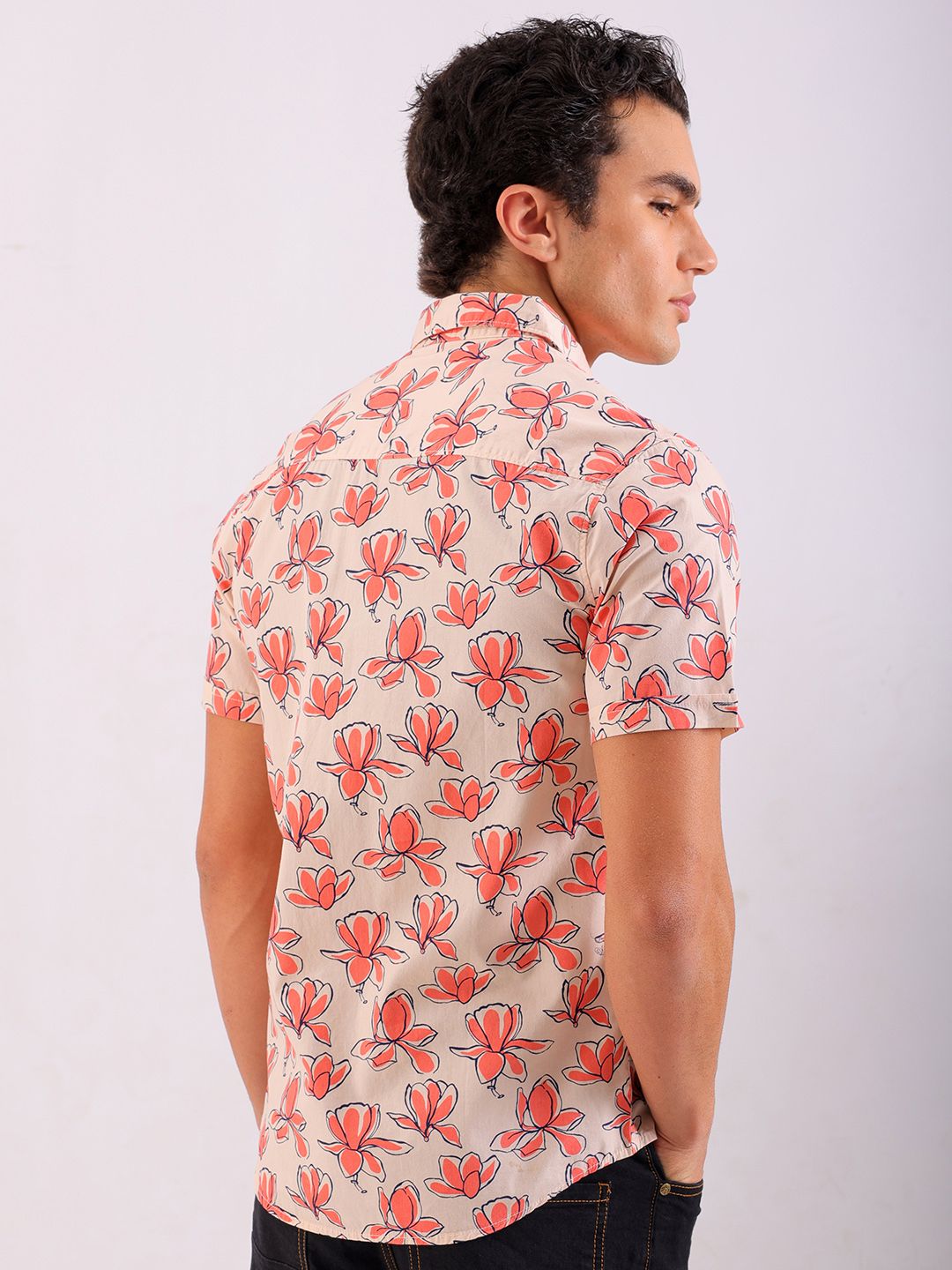 The Indian Garage Co Men Slim Fit Floral Printed Resortwear Shirt