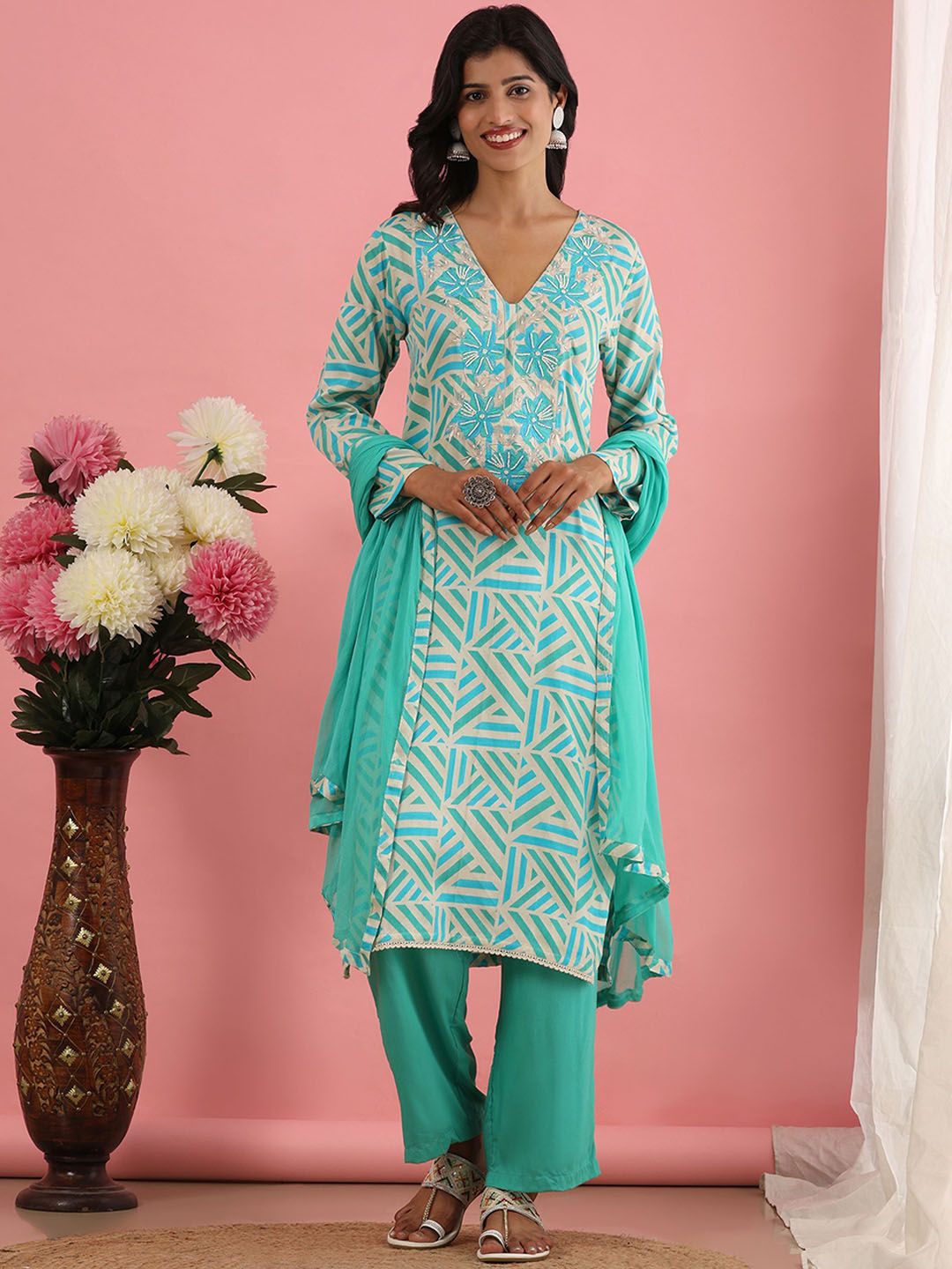 Mamicha Women Printed Regular Beads and Stones Pure Cotton Kurta with Trousers & With Dupatta