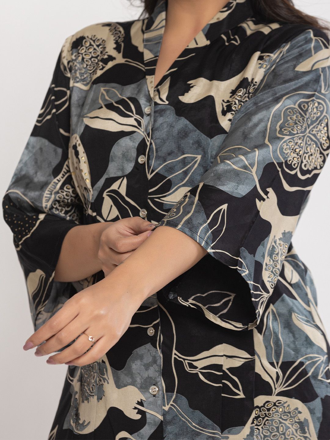 Varanga Printed Shirt Collar Top With Trousers Co-Ords