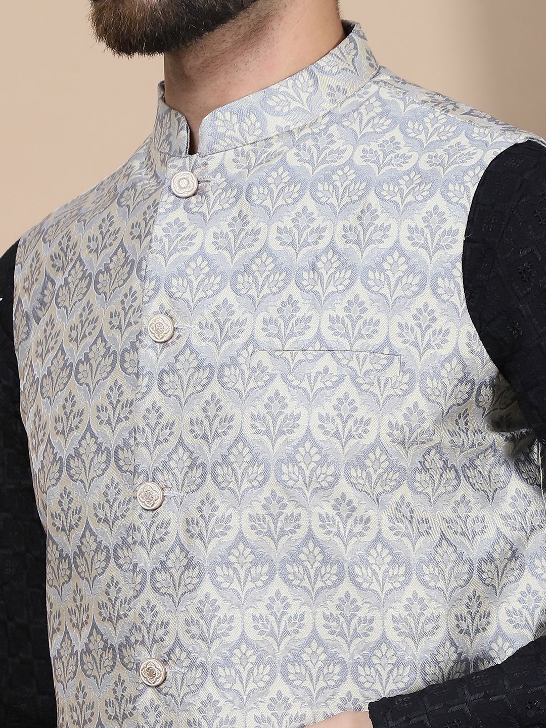 Anouk Black Floral Sulam Kurta Kapas Tulen Labuci Lurus dengan Churidar