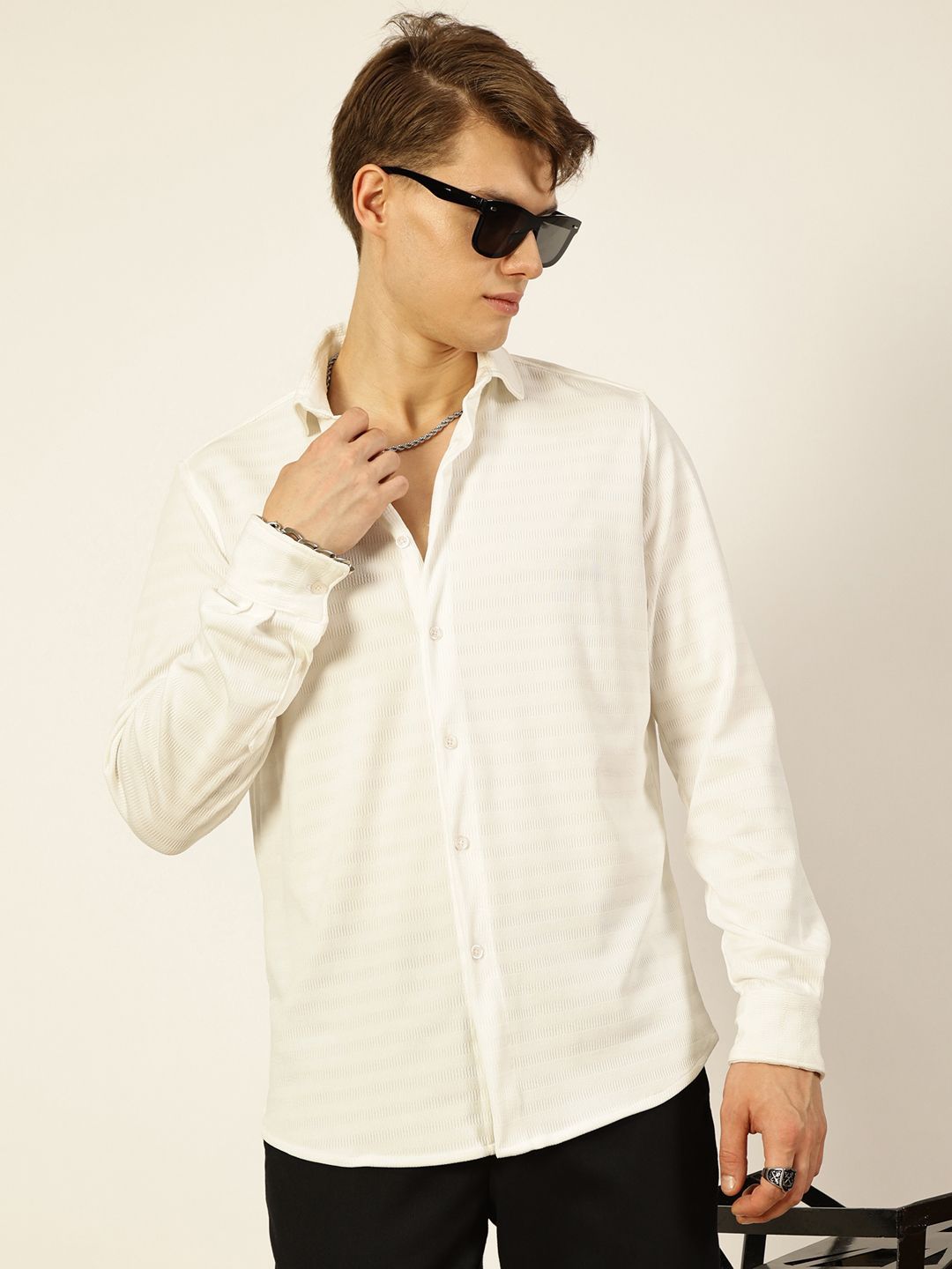 Thomas Scott Men Premium Spread Collar Horizontal Striped Casual Shirt