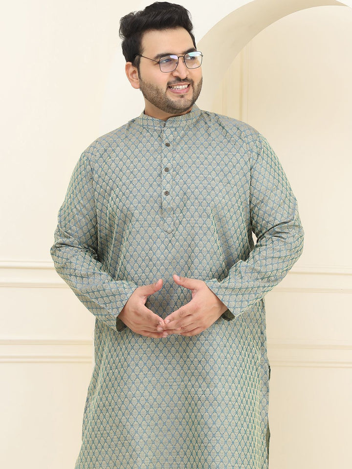 SOJANYA PLUS Plus Size Woven Design Kurta with Pyjama