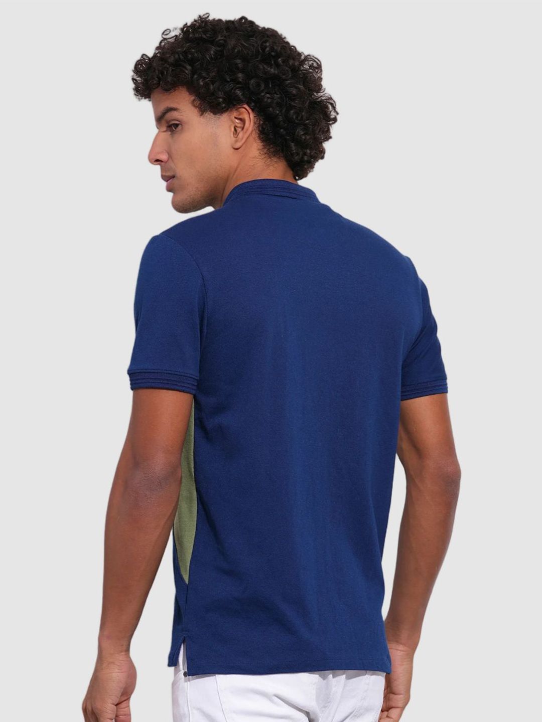 Being Human Men Colourblocked Polo Collar Applique T-shirt