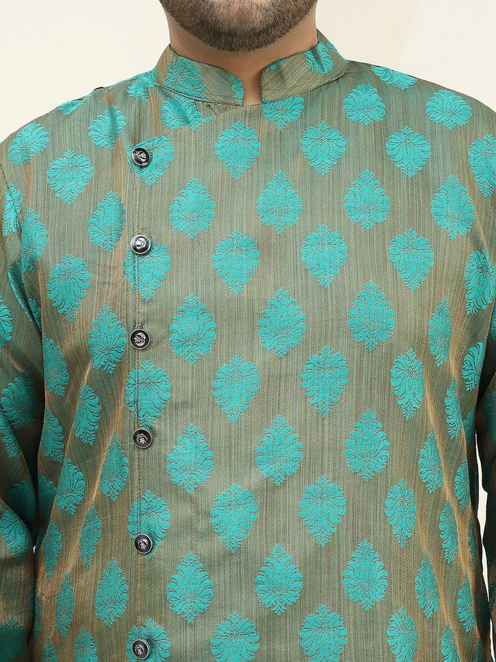 SOJANYA PLUS Plus Size Ethnic Motifs Embroidered Thread Work Kurta with Pyjamas