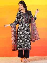 Mamicha Women Floral Printed Regular Pure Cotton Kurta with Palazzos & With Dupatta
