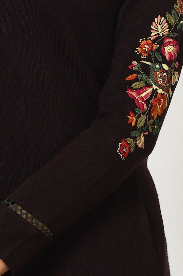 W Floral Embroidered Notch Neck Straight Kurta