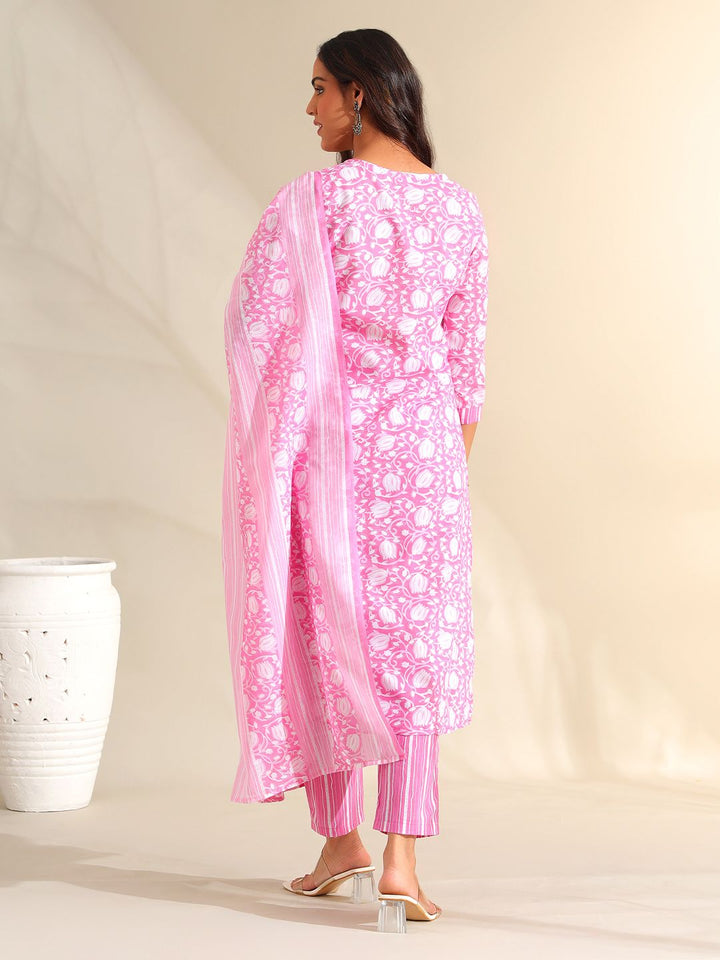 Mamicha Women Ethnic Motifs Printed Regular Thread Work Pure Cotton Kurta with Trousers & With Dupatta