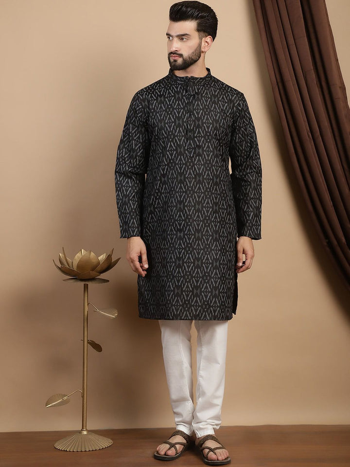 Anouk Printed Pure Cotton Mandarin Collar Lengan Panjang Kurta Lurus dengan Churidar