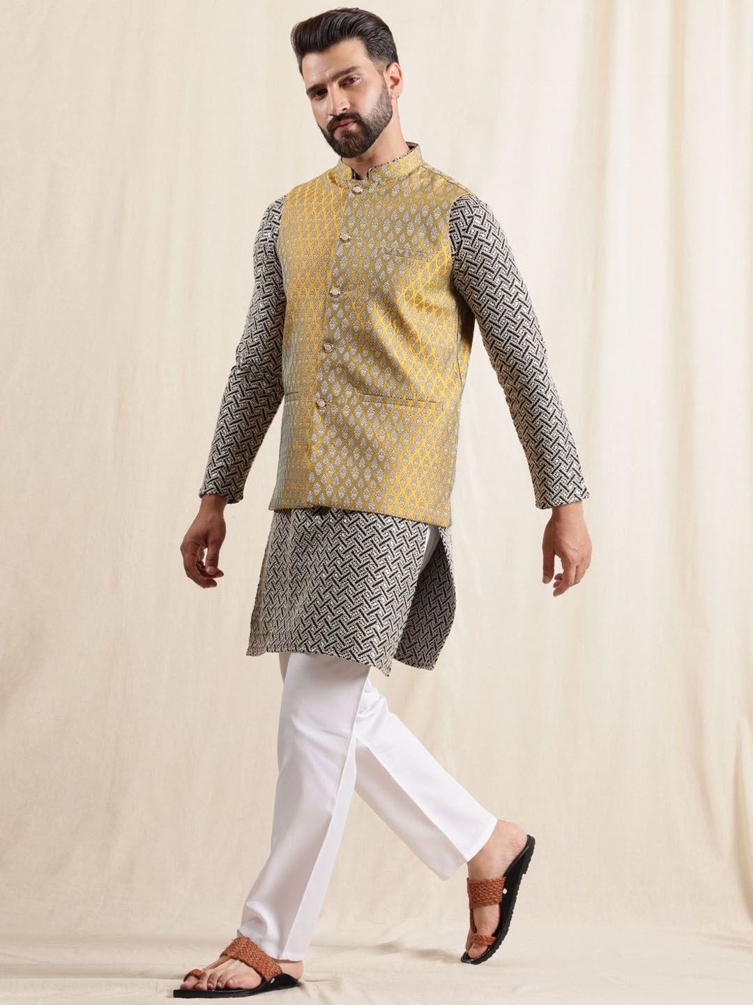 Anouk Men Embroidered Regular Pure Cotton Kurta with Pyjamas