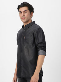 Urbano Fashion Men Spread Collar Solid Denim Casual Shirt